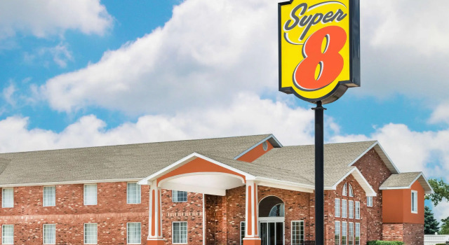 Super 8 by Wyndham Bolivar, Varaa Hotelli Bolivar Ozark