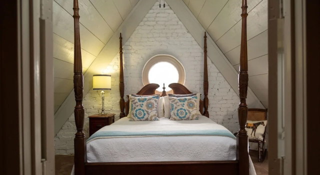 Четырёхместный номер Standard Inn at Woodhaven-In the Heart of the Bourbon Trail-Over 12 Distilleries Nearby