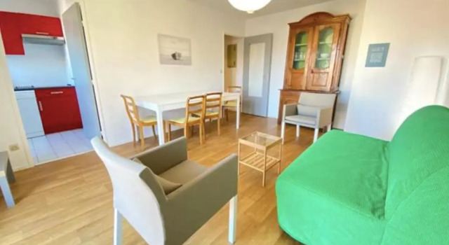 Beautiful Apartment For 4 With Balcony, Забронировать Апартаменты/квартира Апартаменты Нанта, рядом с Центр современного искусства Ле Лью Юник, Апартаменты/квартира