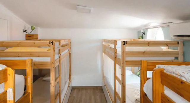 Кровать в общем номере Cascais Bay Hostel