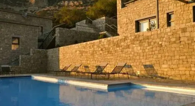 Люкс Elafivolia Arachova Suites