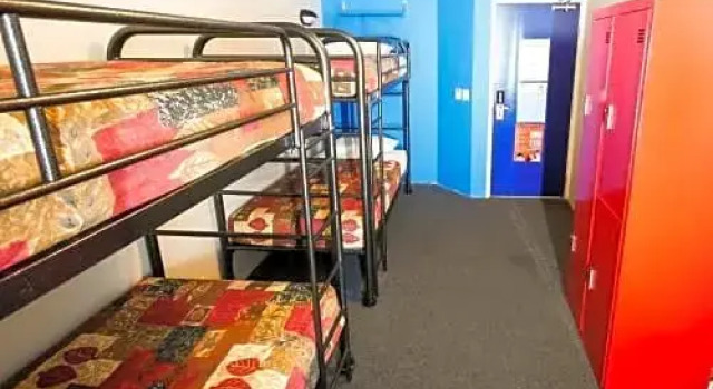 Кровать в общем номере (женский номер) Perth City YHA