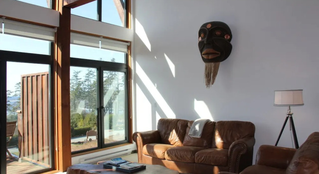 Pacific Coast, Забронировать Отель Отели Уклуэлет 3 звезды, рядом с Huu-Mees-Ma-As Native Art Gallery, 3*