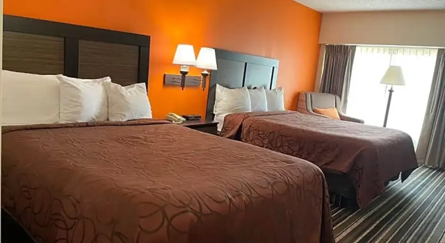 Номер Standard Crossroads Hotel and Huron Event Center