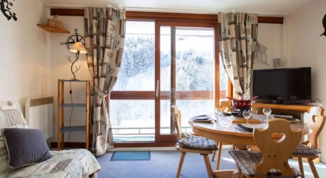 Vostok Zodiaque 35448, Book Hotel Hoteller i Rhône-Alps med pool, Swimmingpool