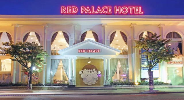 Red Palace Hotel