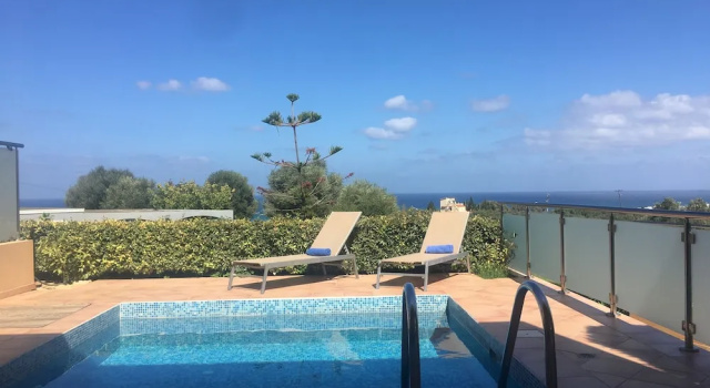 Вилла с 2 комнатами с видом на море Carme Villas