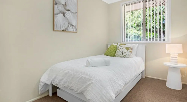 Relaxing Townhouse Steps From the Beach, Prenota Hotel Hervey Bay Fraser Coast