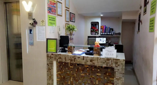 Meaco Royal Hotel - Taytay