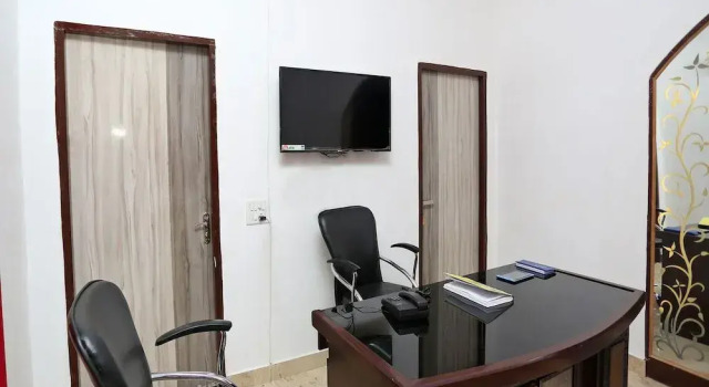 OYO 26628 Hotel Rest Palace