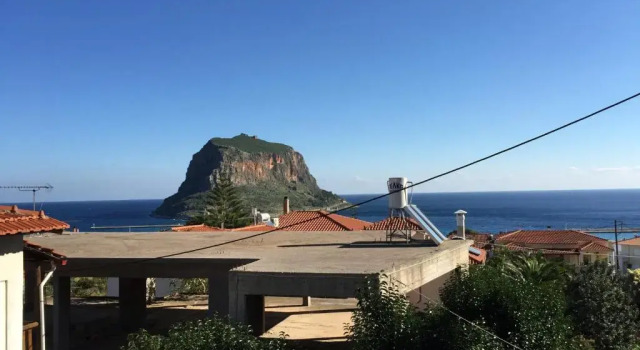 Полулюкс Monemvasia Green Apartments