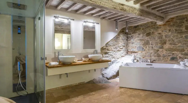 Двухместный полулюкс Cortona Resort & Spa
