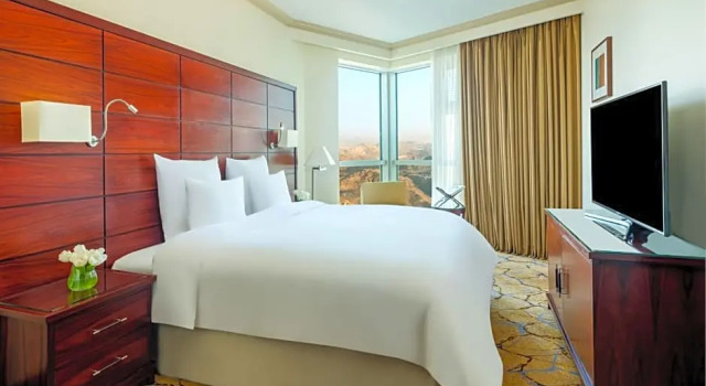 Двухместный люкс Deluxe Part Haram View Movenpick Hotel & Residences Hajar Tower Makkah