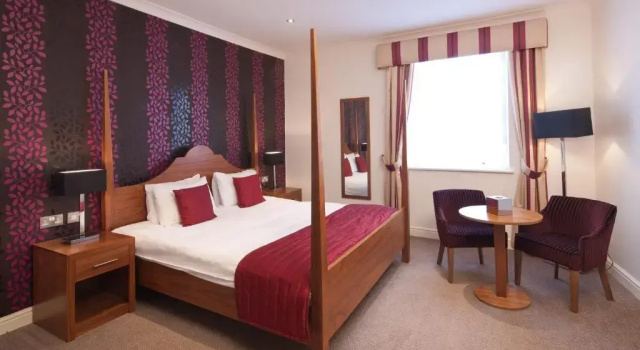 Номер Standard The Boleyn Hotel