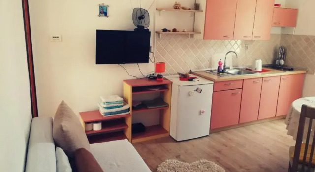 Апартаменты c 1 комнатой Apartments Ani