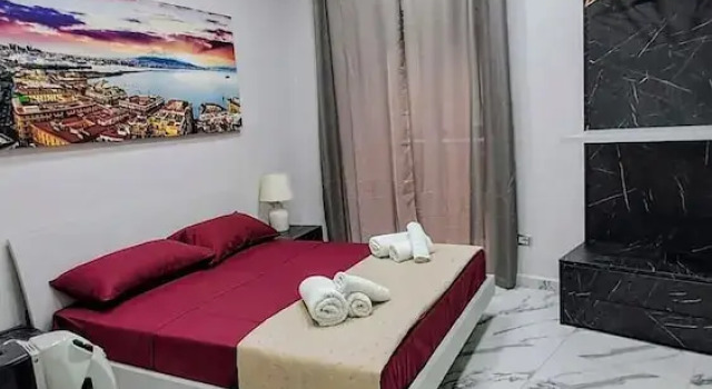 La Finestra sul Borgo by Wonderful Italy, Забронировать Отель Отели Неаполя 3 звезды, рядом с Кафедральный собор Неаполя, 3*