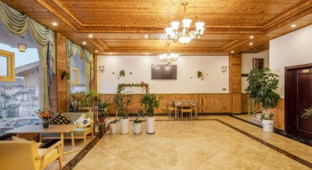 Wulong County Banshan Yunjv Hotel (Xiannü Mountain Tourist Center), Buchen Sie Hotel Wulong Chongqing