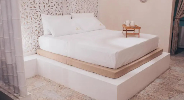 Amira 1899 Luxury Suite