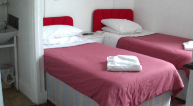 Jollies Hotel, Забронировать Отель Отели Блэкпул с парковкой, рядом с Конференц-центр Winter Gardens, Парковка