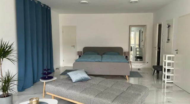Студия LuxApartment Blauen