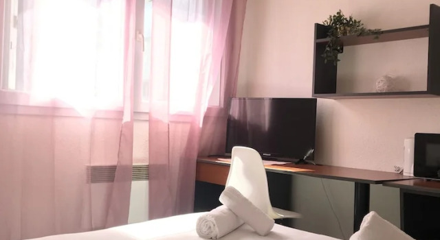 Neoresid-Residence Saint Marc, Book Hotel Rouen 
