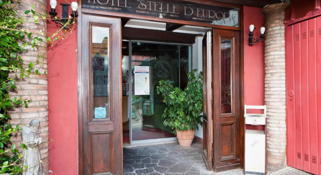 Stelle dEuropa, Prenota Hotel Eur & Garbatella Roma