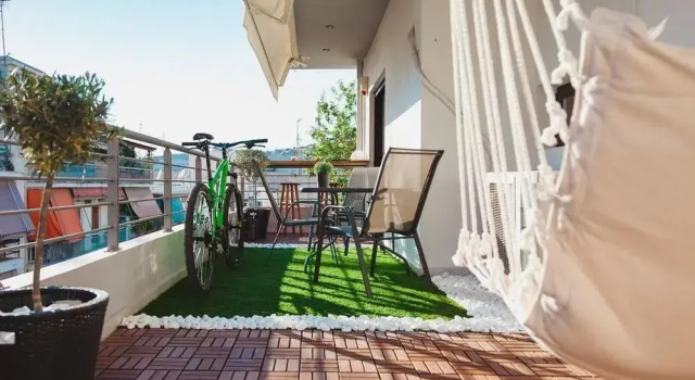 Modern Athens Flat / 5minmetro / Balcony, Забронировать Отель Неос-Космос Афины, рядом с Холм Филопаппос