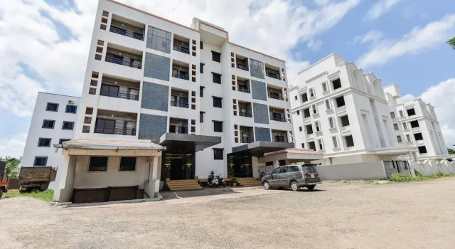 SPOT ON 48663 Hotel Sai Balaji, Забронировать Отель Ширди штат Махараштра, рядом с Железнодорожный вокзал Сайнагар