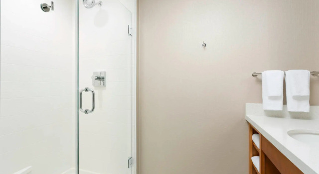 Четырёхместная студия SpringHill Suites by Marriott San Diego Mission Valley