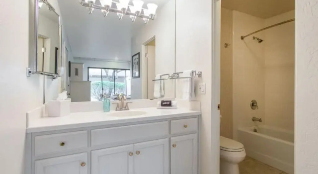 Апартаменты Amazing Stay in Silverado with Self-Check-in