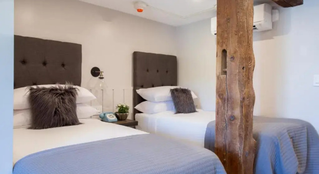 Двухместный номер Standard с видом на горы Mountain Meadows Lodge