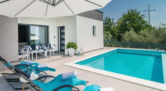 Villa Oleandra, Réserver Villa Cottages à Kringa, Cottage