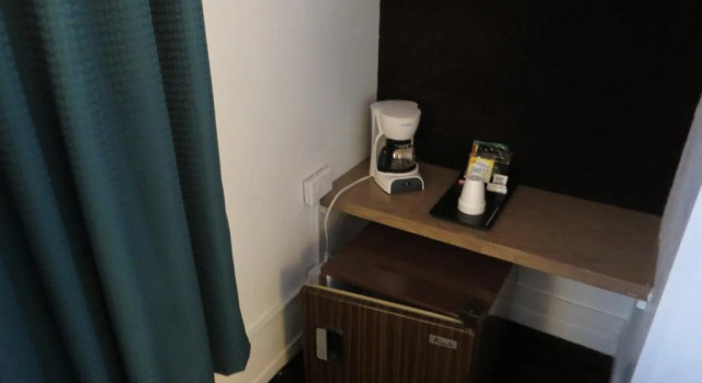 Restwood Motel, Book Motel Traverse City Michigan