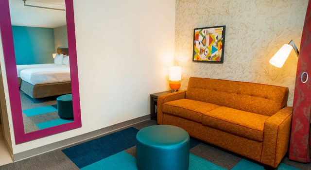 Студия Home2 Suites Bakersfield