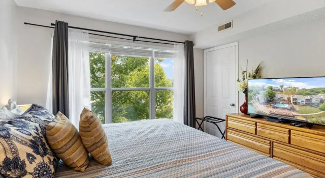 Dream Condo With Perfect Location for All The Fun!