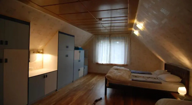 Daissy Puhkeküla, Đặt Nhà khách Mändjala Saaremaa