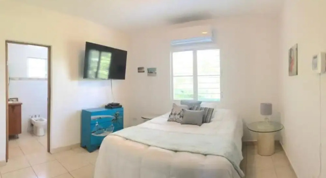 Sleep Like a King and Relax Like a Queen, Book Feriehus Villaer i San German, Villa