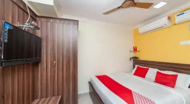 OYO 27038 Anandha Rooms, Забронировать Отель Отели штата Тамилнада 3 звезды, 3*