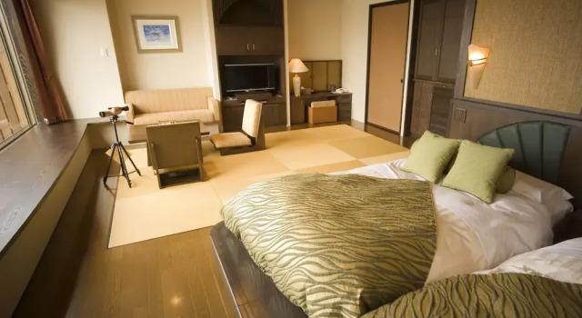 Номер Standard с балконом и с видом на озеро Lake Saroma Tsuruga Resort