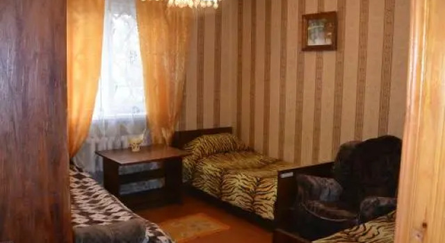 Guest House Kardovskogo 75