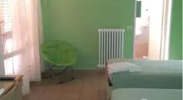 Camere Linda, Varaa Hotelli Assisi Umbria