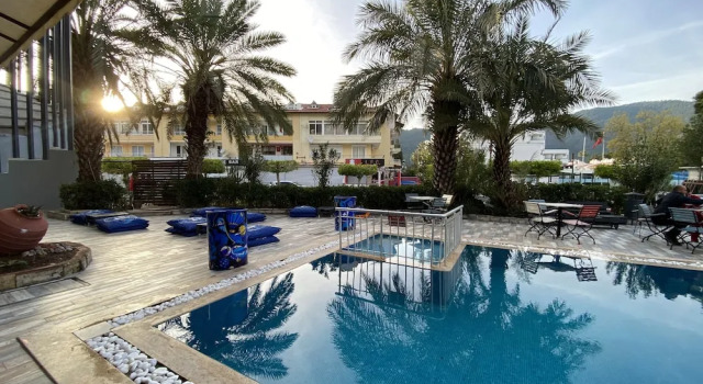 Siesta  Deluxe Apart Otel