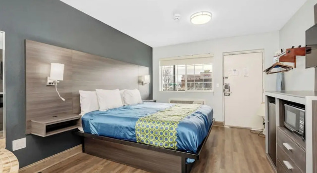 Люкс Comfort Grove City Travel Inn South Columbus