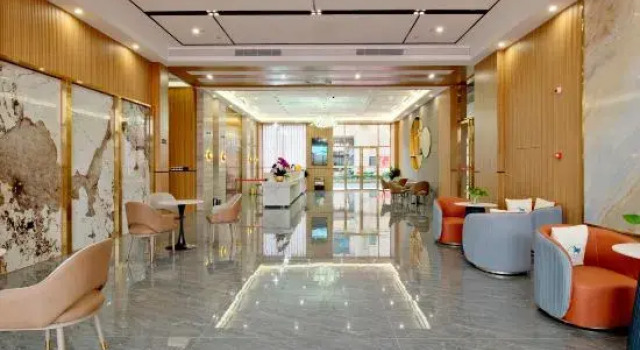 Xinxu Hotel (Baise Senior High School Sports Center), Rezerwuj Hotel Hotele w Baise z parkingiem, Parking