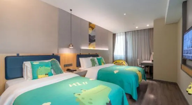 Семейный тент Homeinn Selected Hotel (Guangzhou Zhujiang New Town Wuyangcun Subway Station)