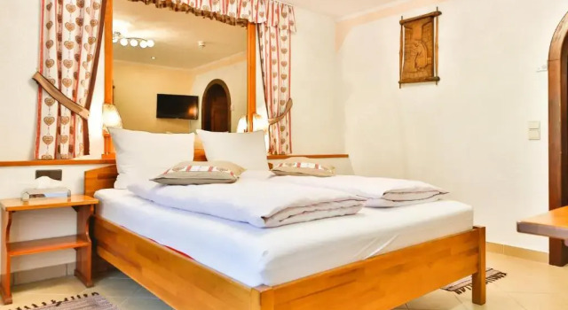 Двухместный номер Standard с балконом Hotel Pension Residence