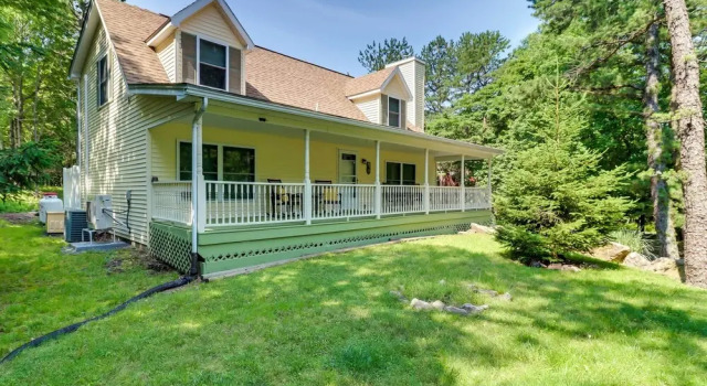 Коттедж Blakeslee Home w/ Private Hot Tub, 5 Mi to Skiing