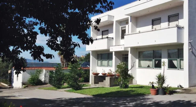 Коттедж Deluxe Apartment at the Foot of Mt. Vesuvius