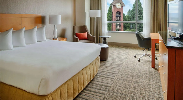 Двухместный номер Standard с видом на парк Hilton Vancouver Washington