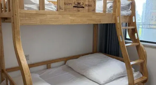 Семейный люкс с 2 комнатами с видом на море Nanhai Mingzhu Sea View Resort Homestay